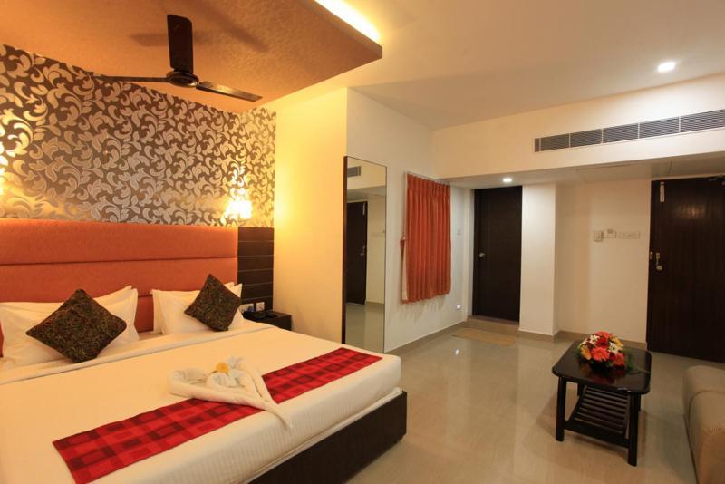 Hotel Sai International Csennai Kültér fotó
