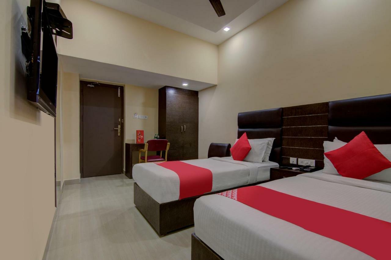 Hotel Sai International Csennai Kültér fotó